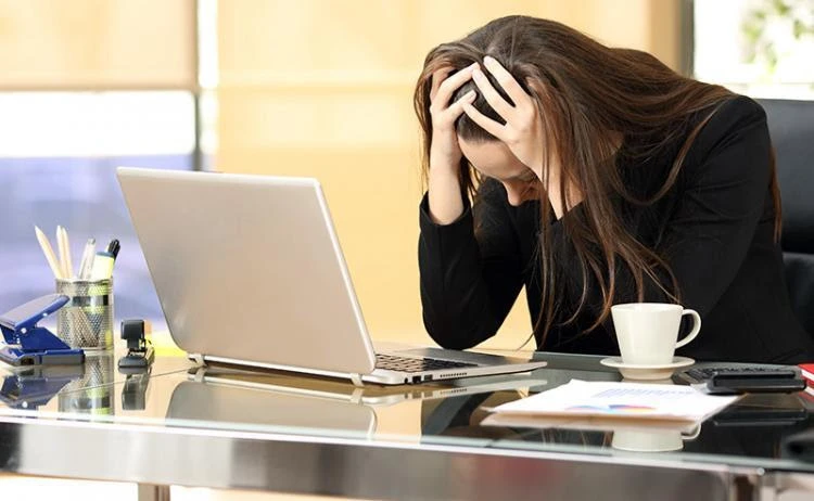 Ilustracion fotorealista sobre el problema de la perdida de tiempo